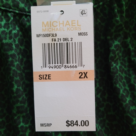Michael Kors Plus Size Cold-Shoulder Green Top - Picture 7 of 12